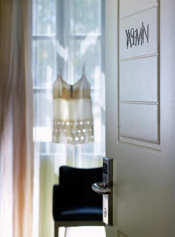 Elia Fatma Boutique Hotel (Adults Only) Chrissi Akti Chania Quarto foto
